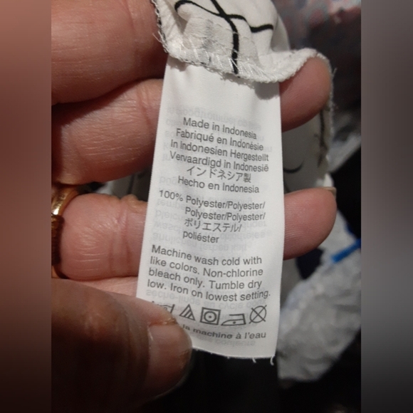 J Crew Women's Long Sleeve Button Shirt Black White Down & Across Lines Size S - Picture 7 of 7